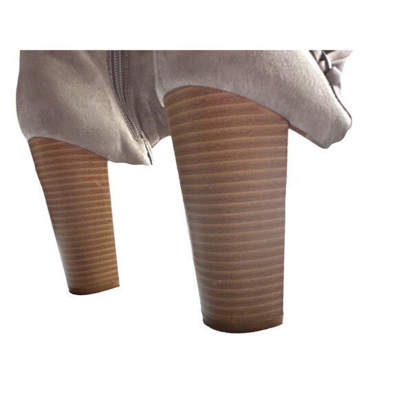 Leila Stone Gray Ankle Boots Chelsy Sandals Ankle Wrap Ties Stacked Heel 9.5 - Picture 5 of 10